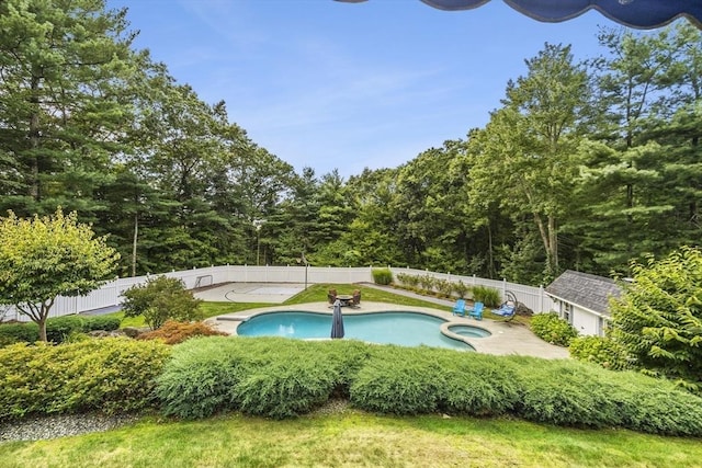 15 Pilgrim Rd, Mansfield, MA 02048 - view of pool featuring an in-ground hot tub, a fenced backyard, and a patio