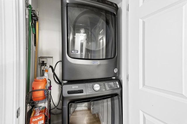 21 Starr Dr Unit 207, Narragansett, RI 02882 - laundry room featuring stacked washing machine and dryer