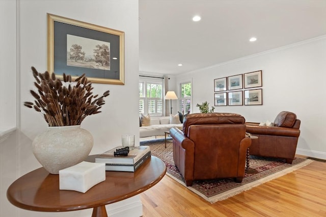 1 Bridge Ln, Newburyport, MA 01950 - living room featuring wood finished floors, recessed lighting, and ornamental molding