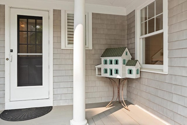 1 Bridge Ln, Newburyport, MA 01950 - property entrance with covered porch