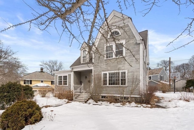 view of front of property