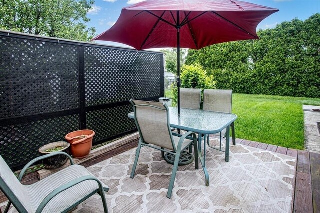 136 Maryland Ave, Somerset, MA 02726 - view of patio with outdoor dining space