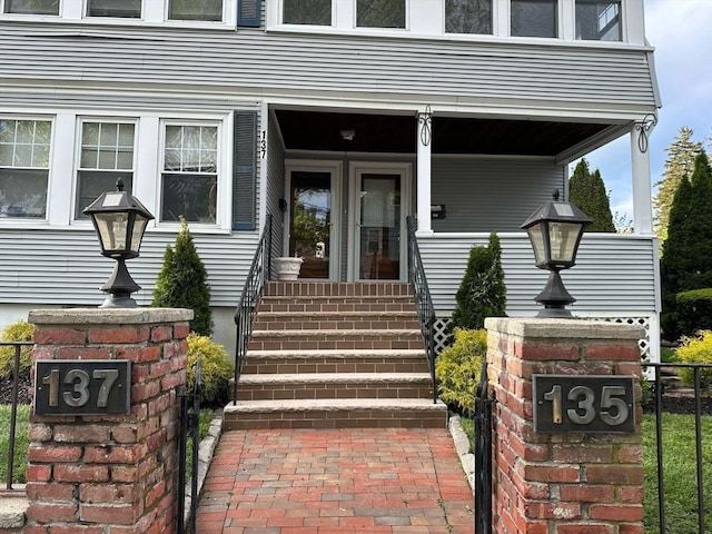 135-137 Summer St, Waltham, MA 02452 - entrance to property with fence