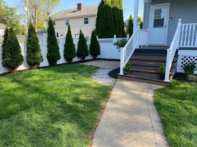 135-137 Summer St, Waltham, MA 02452 - view of yard