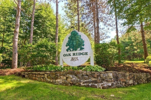 10 Oak Ridge Dr Unit 6, Maynard, MA 01754 - view of community / neighborhood sign