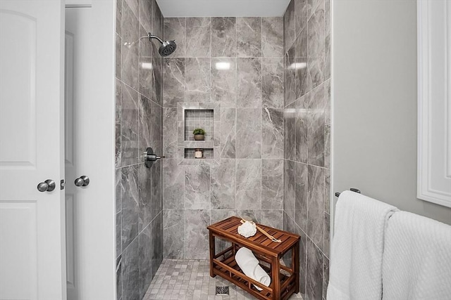 62 Bolton Rd Applewood, Unit Applewood, Westminster, MA 01473 - bathroom featuring tiled shower