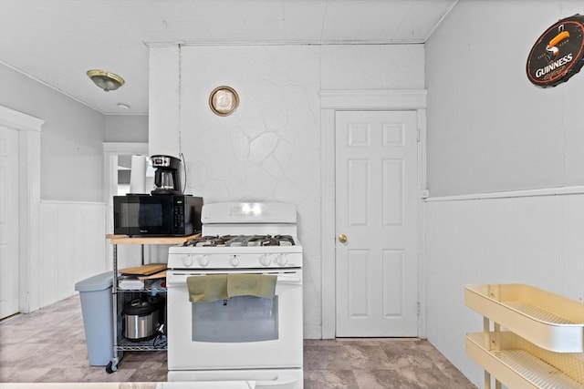 kitchen featuring gas range gas stove