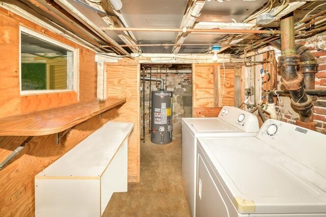 120 E Ashland St, Brockton, MA 02302 - laundry room featuring water heater and washing machine and clothes dryer