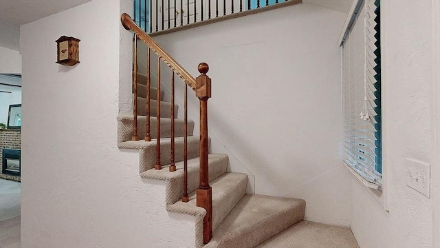33 Cobblestone Ln Unit 33, Worcester, MA 01606 - view of stairs