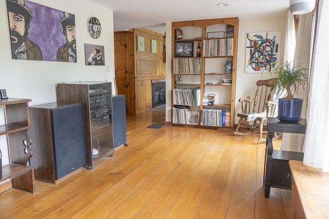 697 Rte 197, Woodstock, CT 06281 - living area with hardwood / wood-style floors