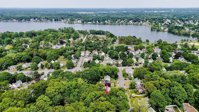 15 Eustis Ave, Wakefield, MA 01880 - aerial overview of property's location featuring a large body of water, a forest, and nearby suburban area