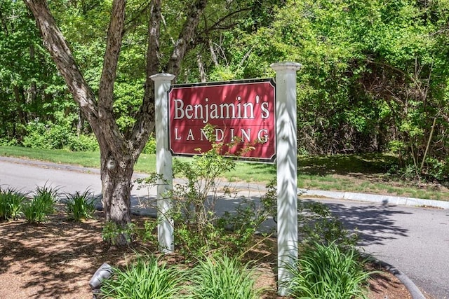 29 Benjamin Landing Ln Unit 29, Franklin, MA 02038 - view of community / neighborhood sign