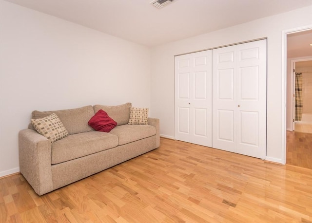 173 Oak Unit 208W, Newton, MA 02464 - sitting room featuring light wood-style flooring