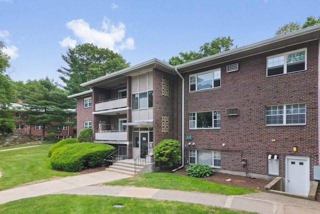 56 Jacqueline Rd Unit 12, Waltham, MA 02452 - view of building exterior