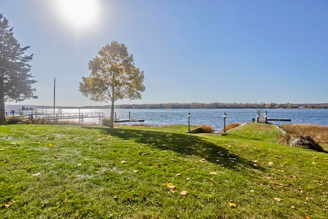 view of yard with a water view