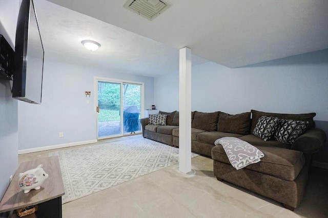 8 Heritage Dr Unit 8, Medway, MA 02053 - living area featuring baseboards