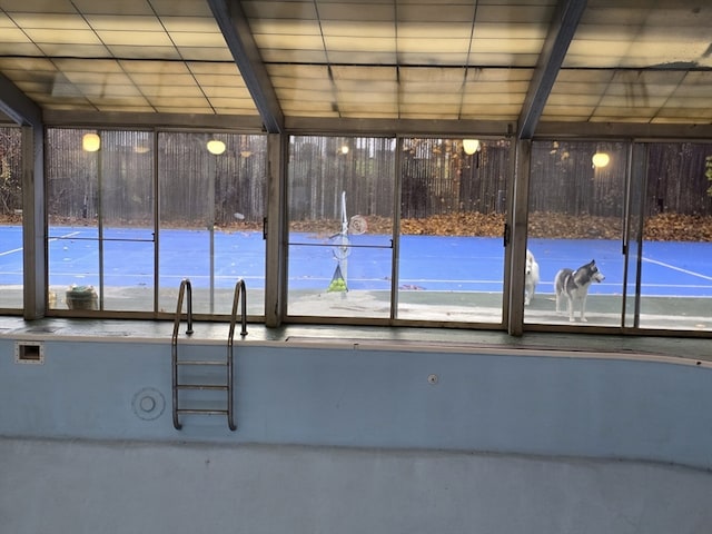 view of swimming pool