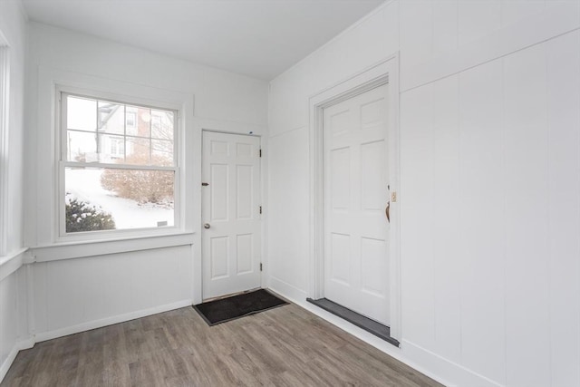 entryway featuring hardwood / wood-style floors