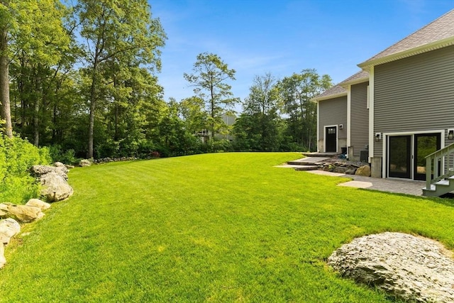 751 Sharps Lot Rd, Swansea, MA 02777 - view of grassy yard