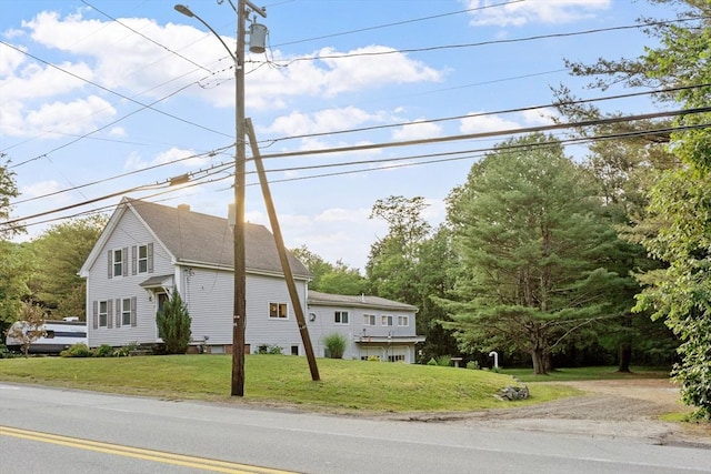 558 Amesbury Rd, Haverhill, MA 01830 - view of front of property featuring a front lawn