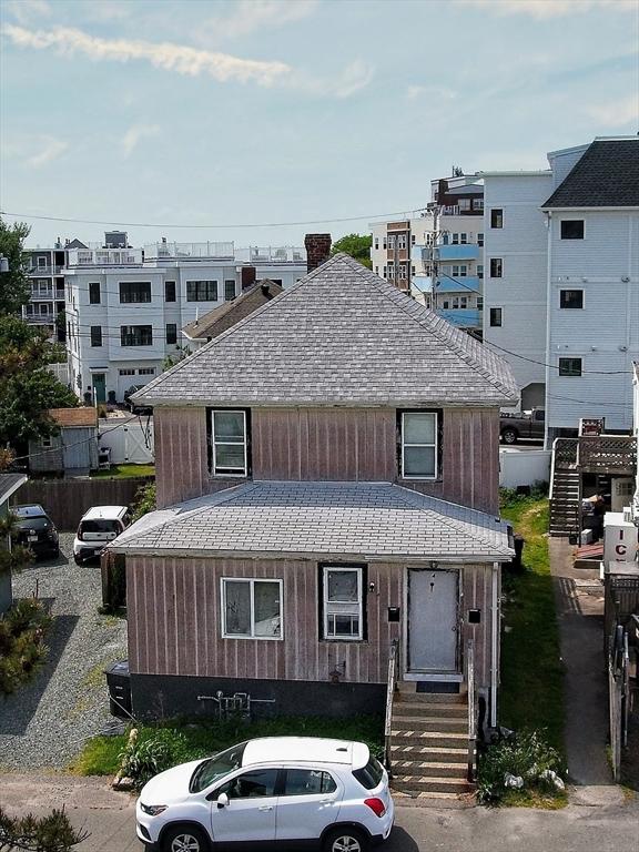 4 Atherton Rd, Hull, MA 02045 - view of front facade with entry steps
