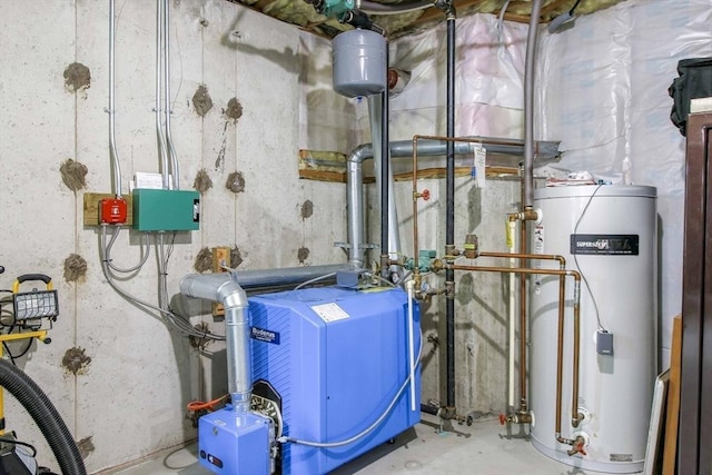 32 Erins Way, Holden, MA 01520 - utilities featuring water heater and a heating unit