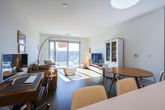 65 Lewis St Unit Ph03, Boston, MA 02128 - living room featuring wood finished floors