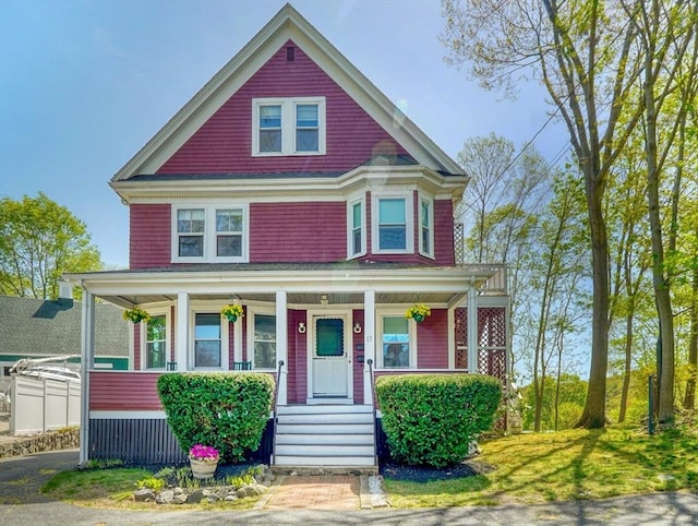 view of front of house featuring covered porch