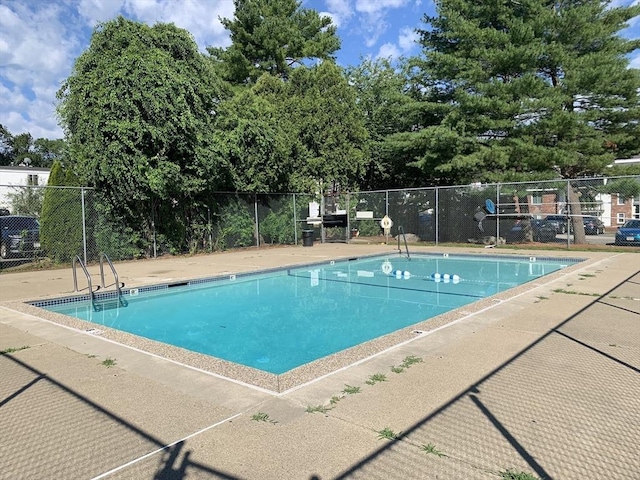 96 Main St Unit C8, Foxboro, MA 02035 - view of community pool
