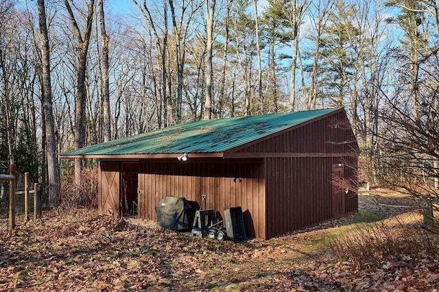 view of outbuilding