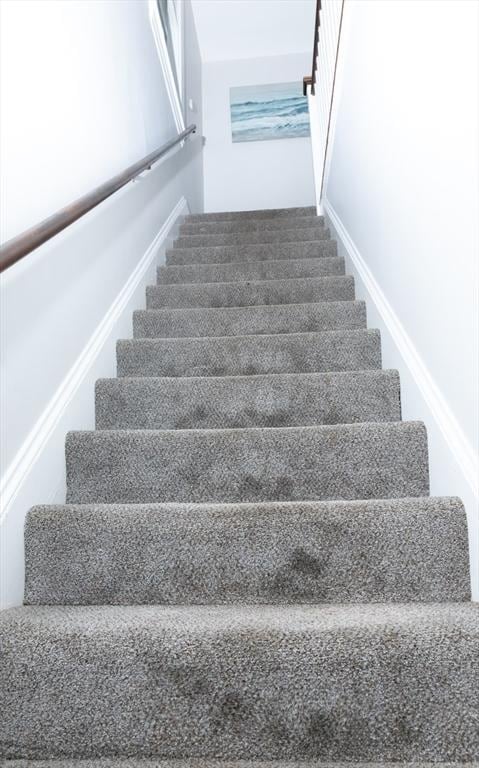286 Fisher St, Walpole, MA 02081 - view of stairs