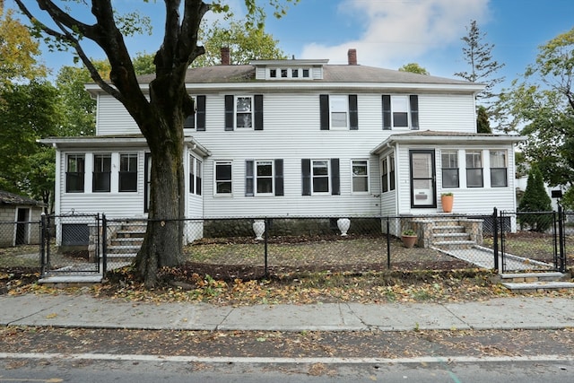 view of front of property