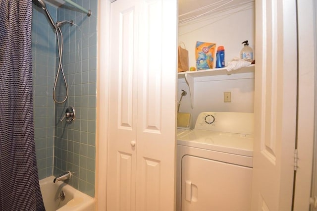 272 N Farm Dr Unit 272, Bristol, RI 02809 - full bathroom featuring washer / clothes dryer and shower / tub combo