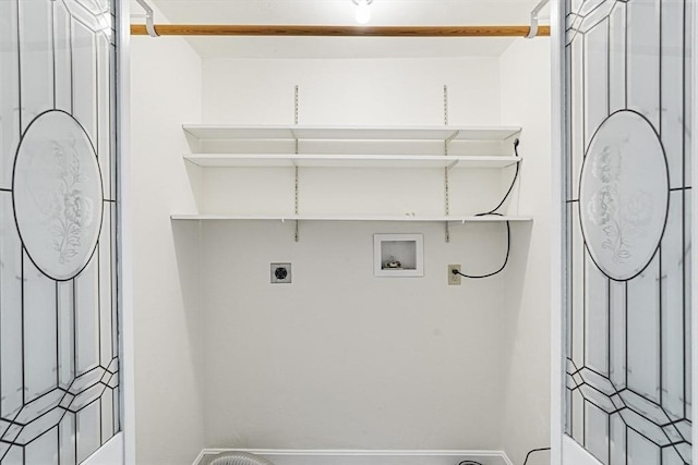 24 Highcrest Park Unit 24, Webster, MA 01570 - washroom featuring washer hookup, electric dryer hookup, and baseboards