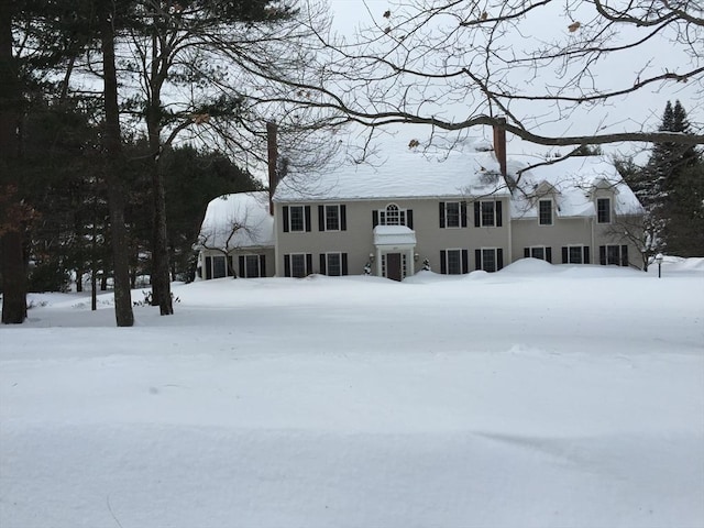 view of front of property