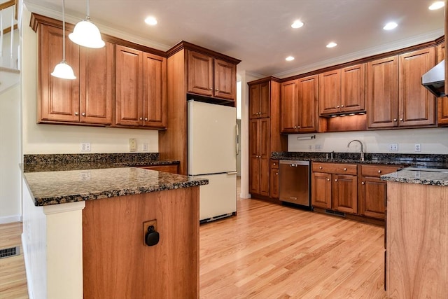 12 Braeburn Ln Unit 12, Ashland, MA 01721 - kitchen featuring dishwasher, freestanding refrigerator, light wood finished floors, brown cabinets, and recessed lighting