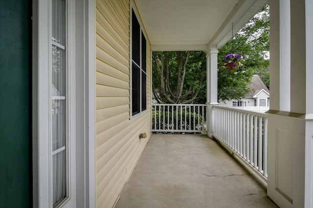 12 Braeburn Ln Unit 12, Ashland, MA 01721 - view of covered porch