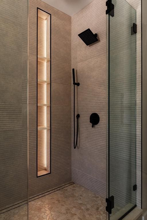 109 Wiswall Rd, Newton, MA 02459 - full bathroom featuring a stall shower