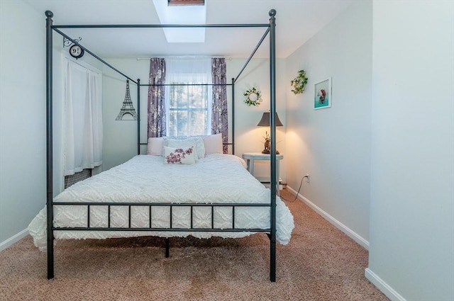 bedroom featuring carpet floors