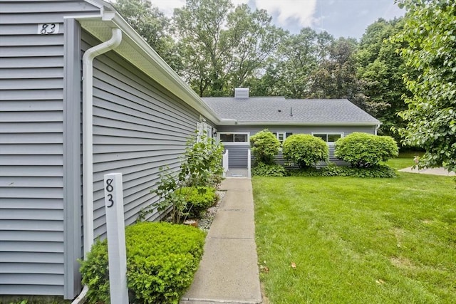 83 Horseshoe Dr Unit 83, Chicopee, MA 01022 - property entrance with a yard