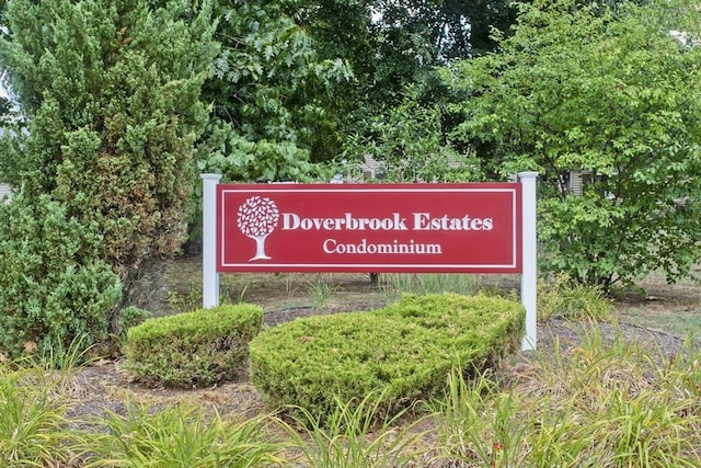 83 Horseshoe Dr Unit 83, Chicopee, MA 01022 - view of community sign