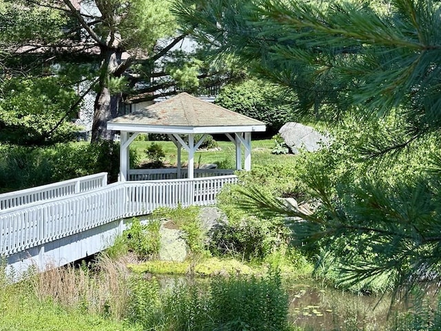 20 Meadowbrook Ln Unit 20, Palmer, MA 01069 - surrounding community with a gazebo and a deck
