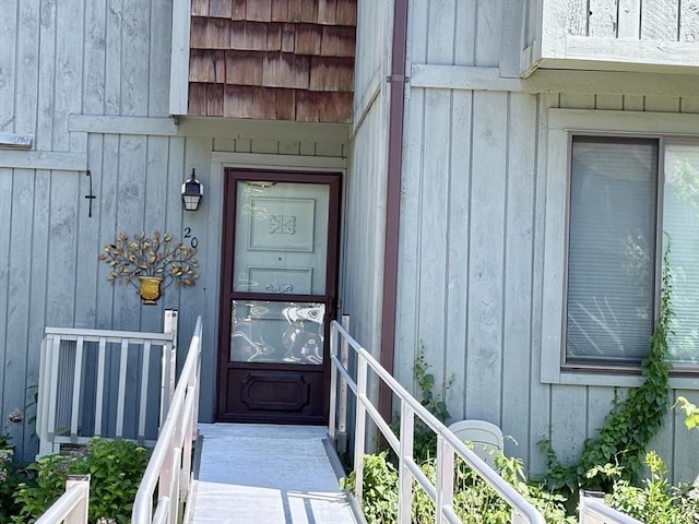 20 Meadowbrook Ln Unit 20, Palmer, MA 01069 - property entrance featuring board and batten siding