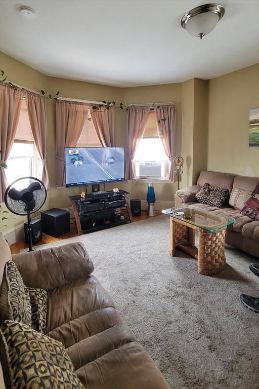 314-316 Dartmouth St, New Bedford, MA 02740 - view of carpeted living room