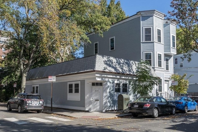 515 Franklin St Unit 4, Cambridge, MA 02139 - view of front facade