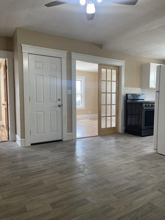 466-470 Cambridge St, Fall River, MA 02721 - entrance foyer with a ceiling fan and wood finished floors