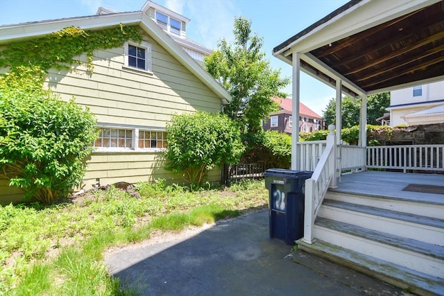 25 Maple Ave, Everett, MA 02149 - view of side of home