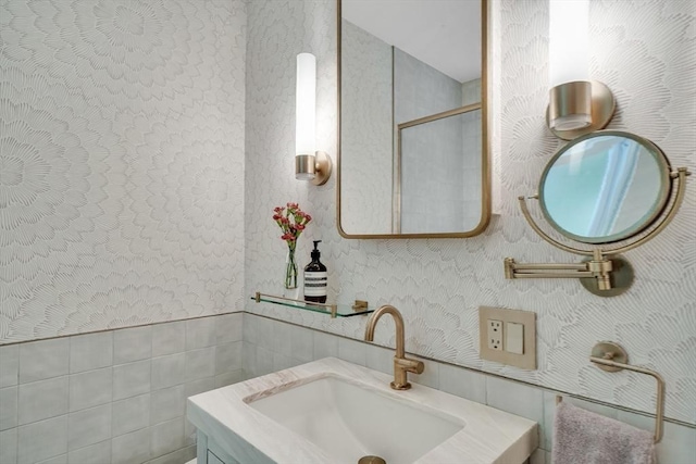5 Mendell Way Unit 1, Boston, MA 02130 - full bath featuring wallpapered walls, vanity, and a shower