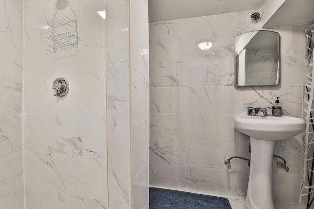 35 Linden Ter, Lynn, MA 01902 - bathroom featuring a tile shower