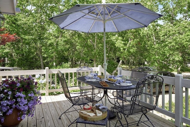 10 Eagles Nest, Edgartown, MA 02539 - wooden deck with outdoor dining space